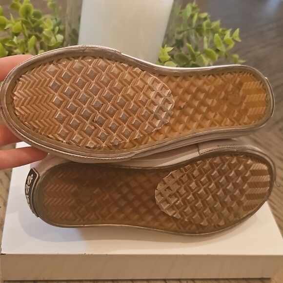 Mudd Sherpa Pink Kids Slip On Sneakers Size 1 - Picture 6 of 9